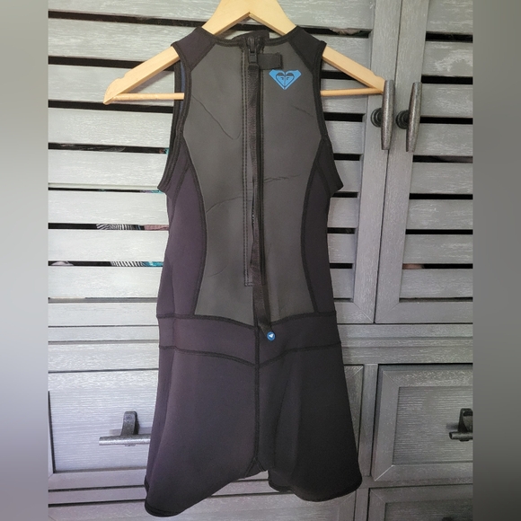 Roxy Women's Back Zip Wetsuit - 2/1 Syncro Springsuit (Size 6/34) - Picture 7 of 7